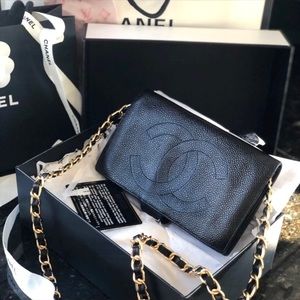 💯 Authentic CHANEL caviar wallet on chain
